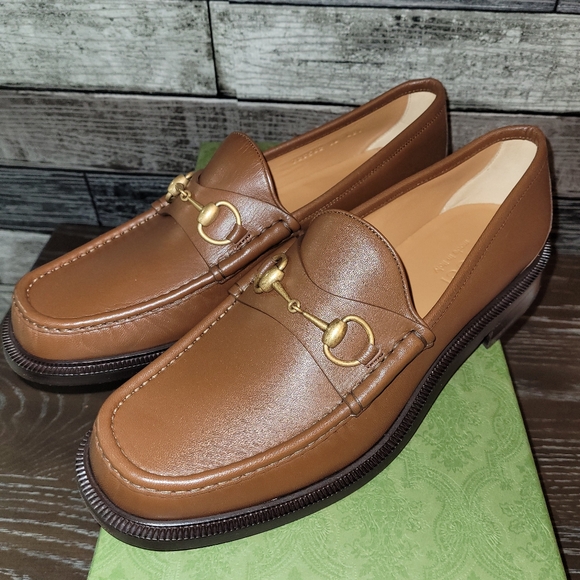 **SOLD**Gucci loafers Mandala Brown sugar  Gucci Sz10 Read Details**** - Picture 3 of 16